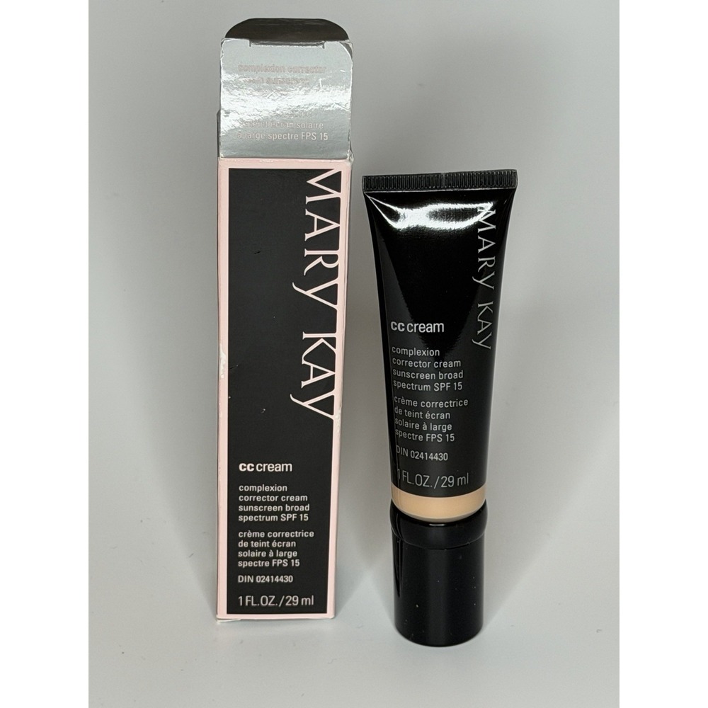 Mary Kay CC Cream Sunscreen Broad Spectrum SPF 15 Light To Medium 1 Oz NIB 05 26
